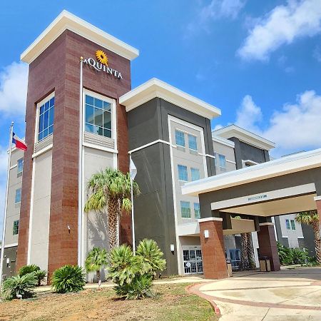 La Quinta By Wyndham Pearsall Exteriör bild